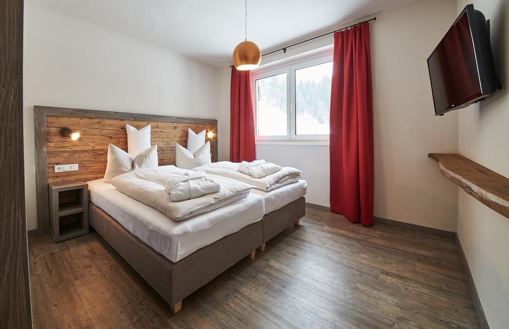 Appartements Liebe Heimat Σάαλμπαχ-Χίντεργκλεμ Εξωτερικό φωτογραφία